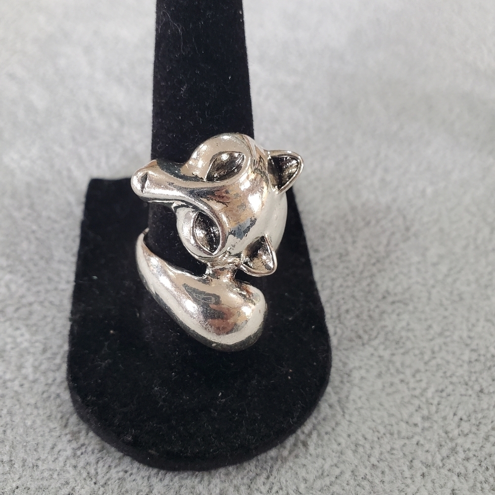 Fox Ring - Picture 1 of 7